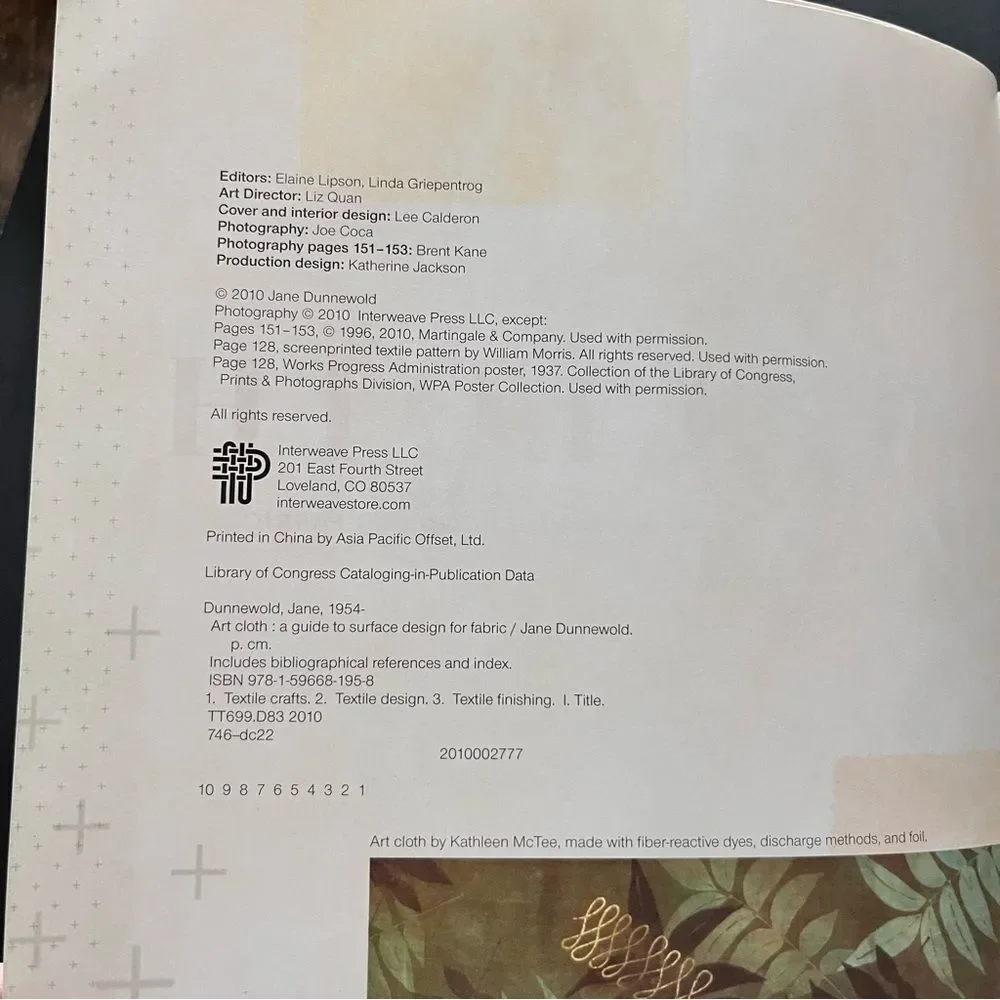 Art Cloth A Guide To Surface Design For Fabric How To Book
